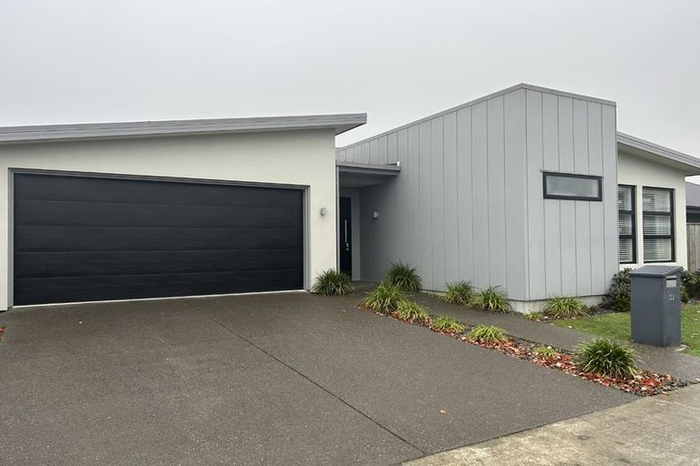 Photo of property in 27 Silverstream Boulevard, Kaiapoi, 7630