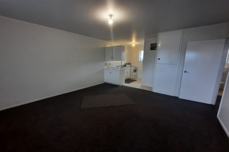 Photo of property in 11/90 Kenderdine Road, Papatoetoe, Auckland, 2025
