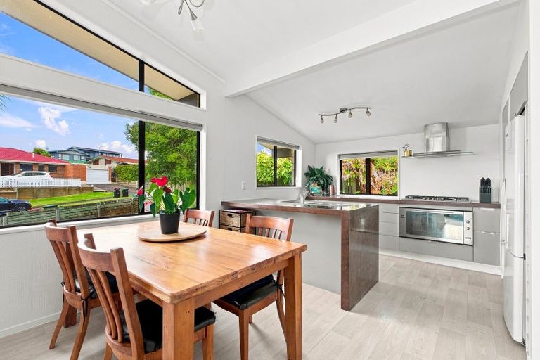 Photo of property in 5 Bellfield Place, Bethlehem, Tauranga, 3110