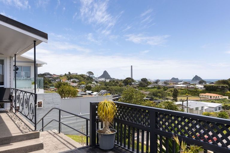 Photo of property in 50 Calvert Road, Lynmouth, New Plymouth, 4310