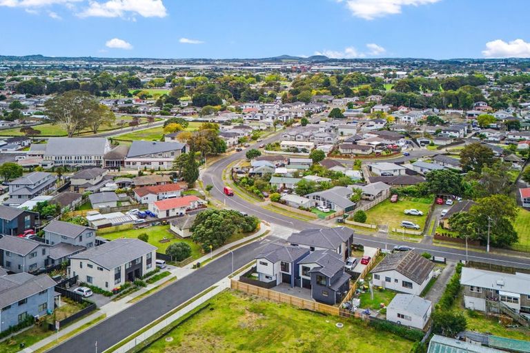 Photo of property in 85b Raglan Street, Mangere East, Auckland, 2024