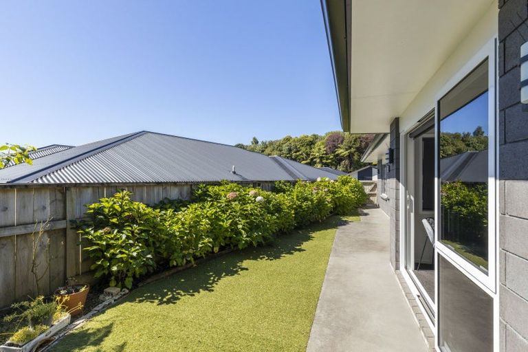 Photo of property in 7 Frederick Place, Whalers Gate, New Plymouth, 4310