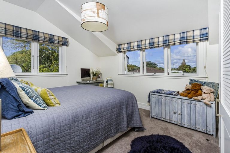 Photo of property in 103 The Esplanade, Manly, Whangaparaoa, 0930