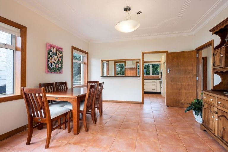 Photo of property in 64 Doon Street, Vauxhall, Dunedin, 9013