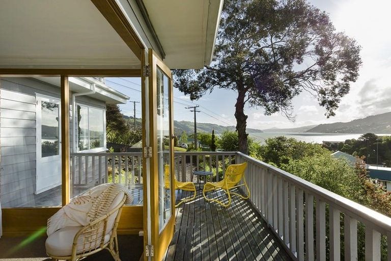 Photo of property in 19 Gorman Street, Macandrew Bay, Dunedin, 9014