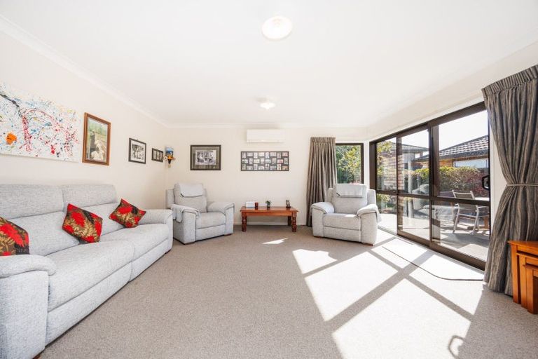 Photo of property in 21 Montana Way, Milson, Palmerston North, 4414