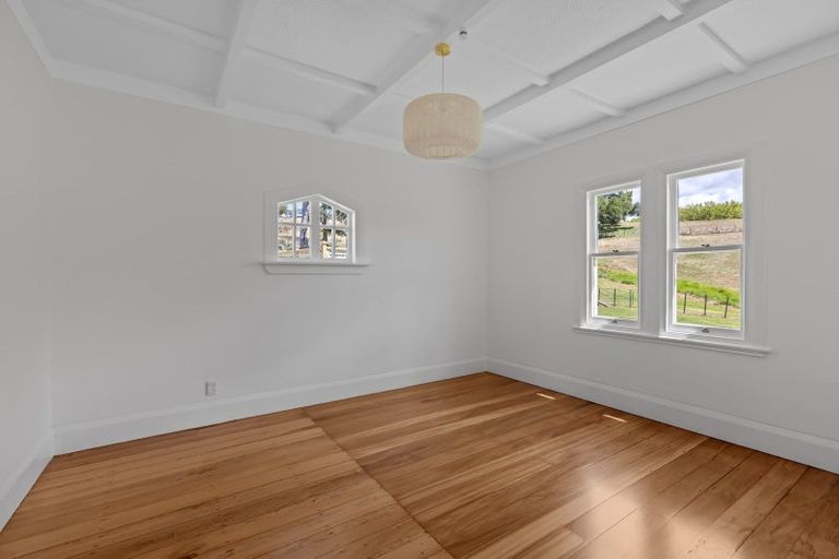 Photo of property in 72 Pebble Brook Road, Waitoki, 0994