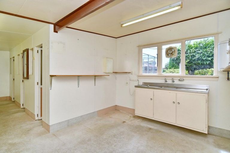 Photo of property in 15 Regent Avenue, Rangiora, 7400