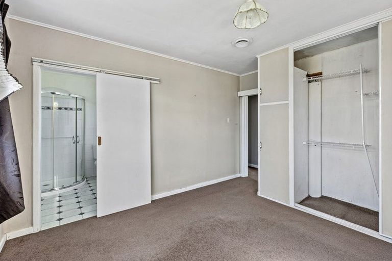 Photo of property in 325 Hills Road, Mairehau, Christchurch, 8013