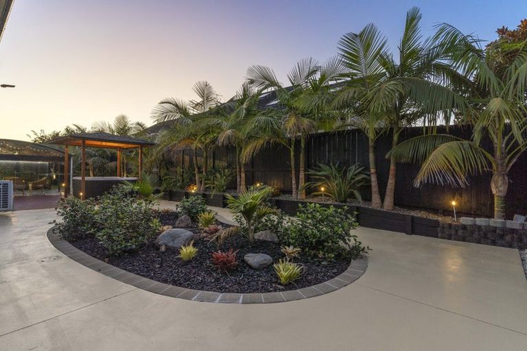 Photo of property in 19 Kabardin Street, Karaka, Papakura, 2113