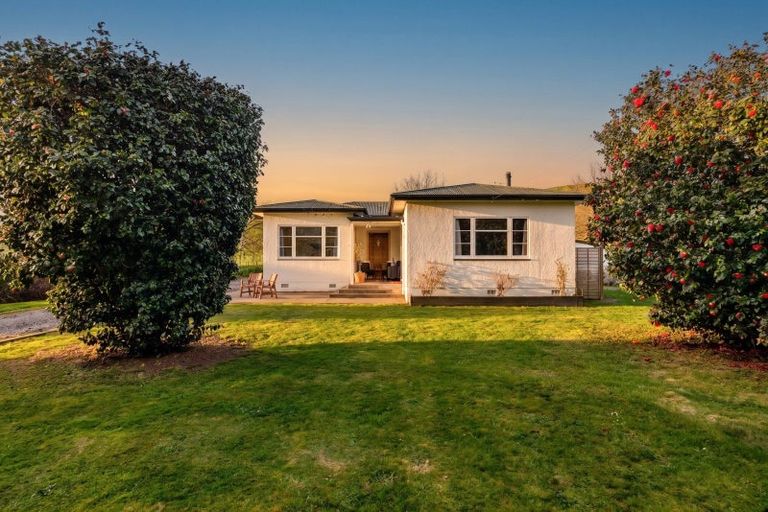 Photo of property in 326 Kawera Road, Pukehamoamoa, Hastings, 4179