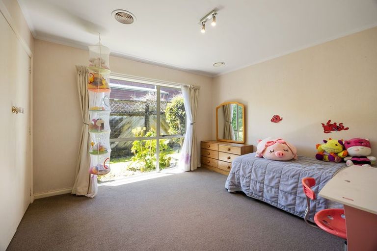 Photo of property in 38 Ashley Street, St Andrews, Hamilton, 3200