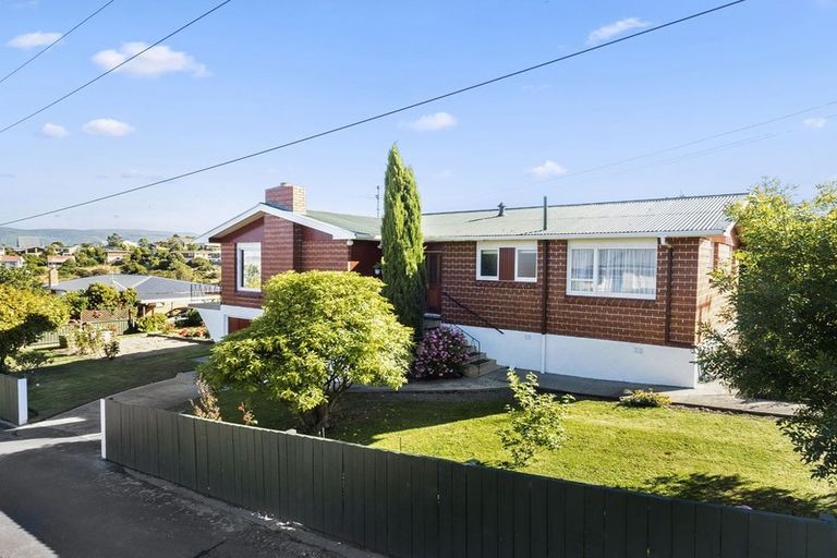 Photo of property in 243 Highcliff Road, Shiel Hill, Dunedin, 9013