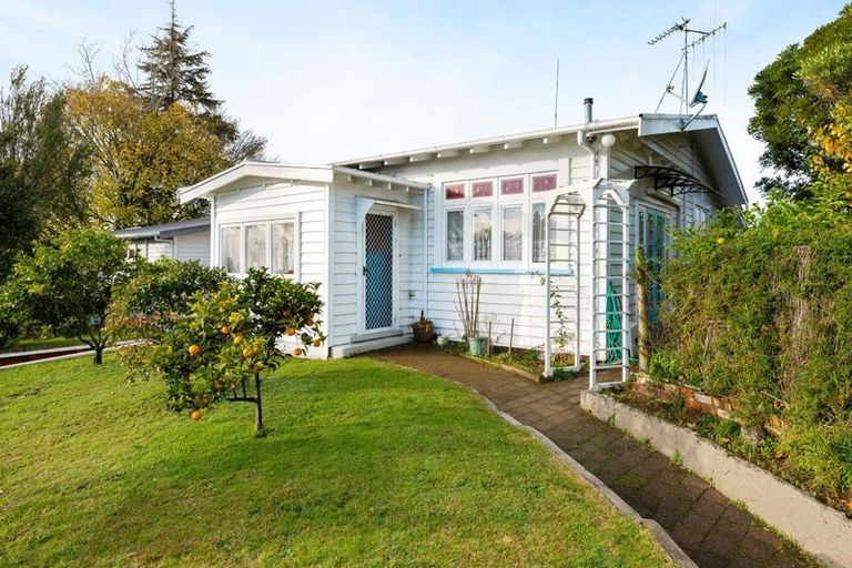 Photo of property in 345 Kihikihi Road, Te Awamutu, 3800