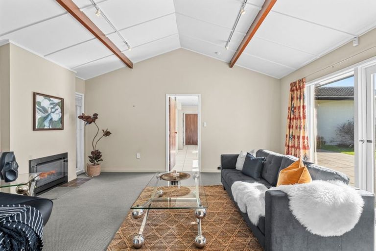 Photo of property in 6 Kilmuir Lane, Harewood, Christchurch, 8051