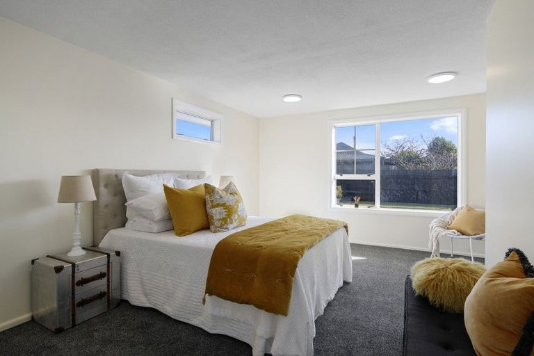 Photo of property in 115 Bassett Street, Burwood, Christchurch, 8083