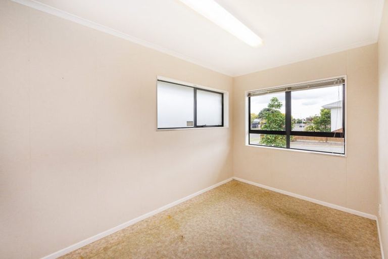 Photo of property in 157 Milson Line, Milson, Palmerston North, 4414
