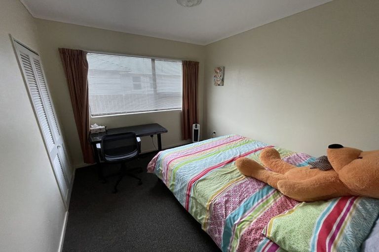 Photo of property in 58 Beauchamp Street, Tawa, Wellington, 5028