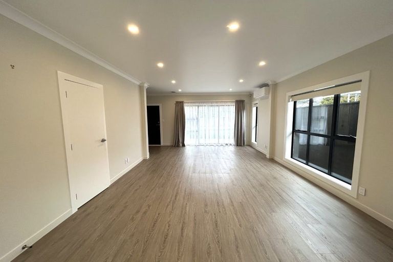 Photo of property in 38 Kervil Avenue, Te Atatu Peninsula, Auckland, 0610