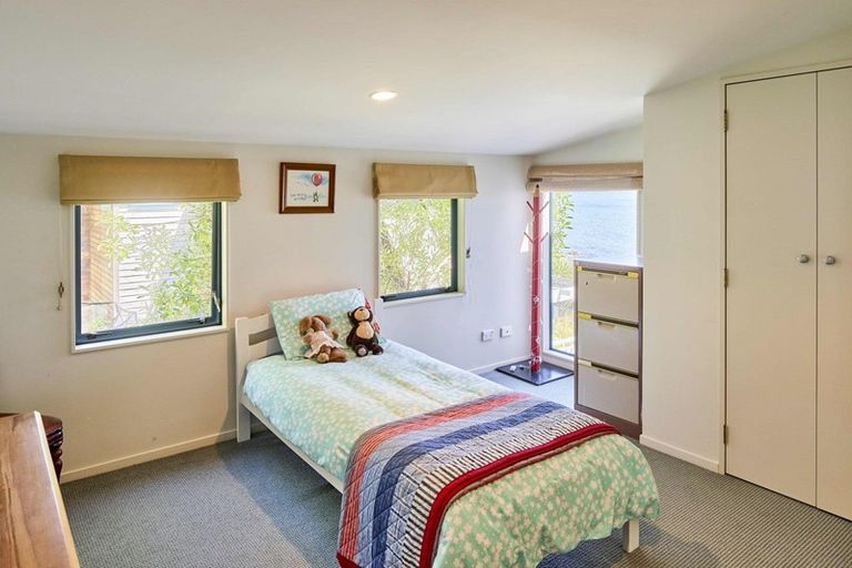 Photo of property in 30 Moana Road, Plimmerton, Porirua, 5026