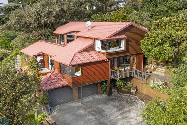 Photo of property in 12 Doon Grove, Papakowhai, Porirua, 5024