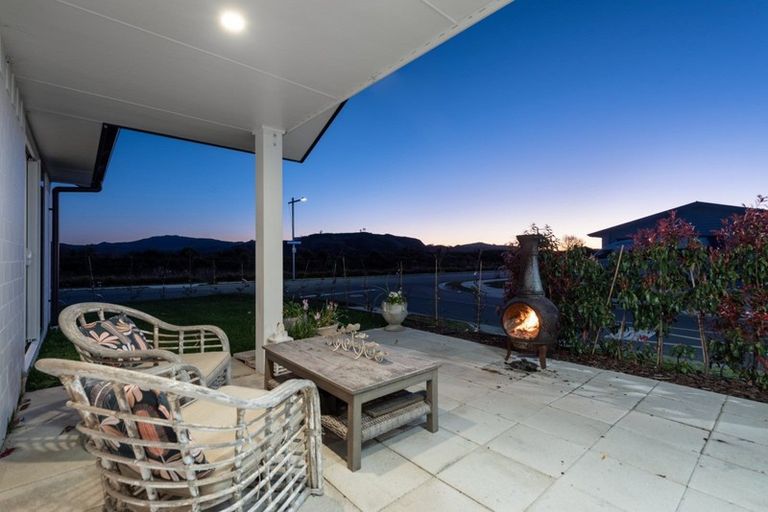 Photo of property in 35 El Questro Drive, Papamoa, 3118