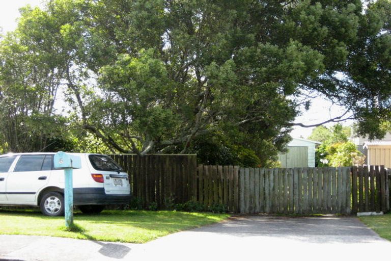 Photo of property in 6 Cook Street, Carters Beach, Westport, 7825