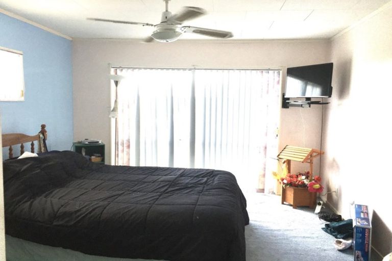 Photo of property in 5 Simpson Road, Ranui, Auckland, 0612