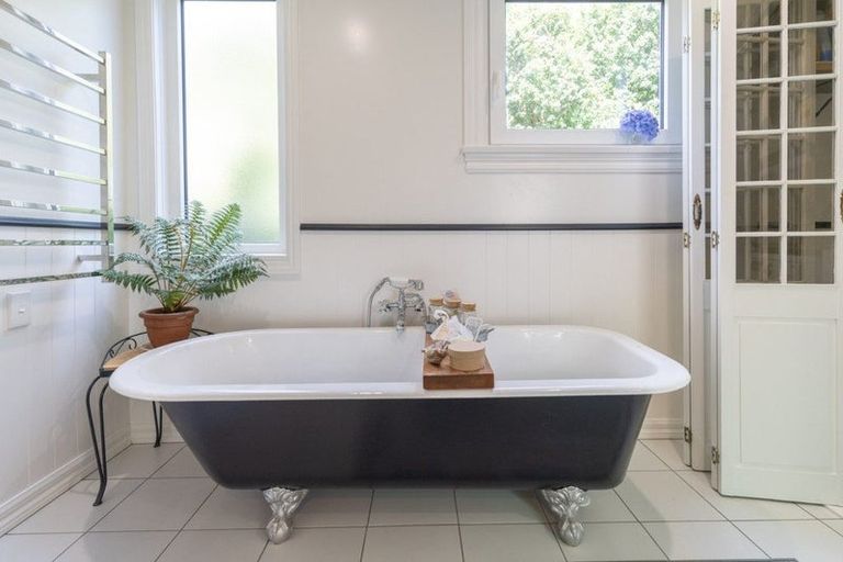 Photo of property in 23 Papatotara Road, Tuatapere, 9620