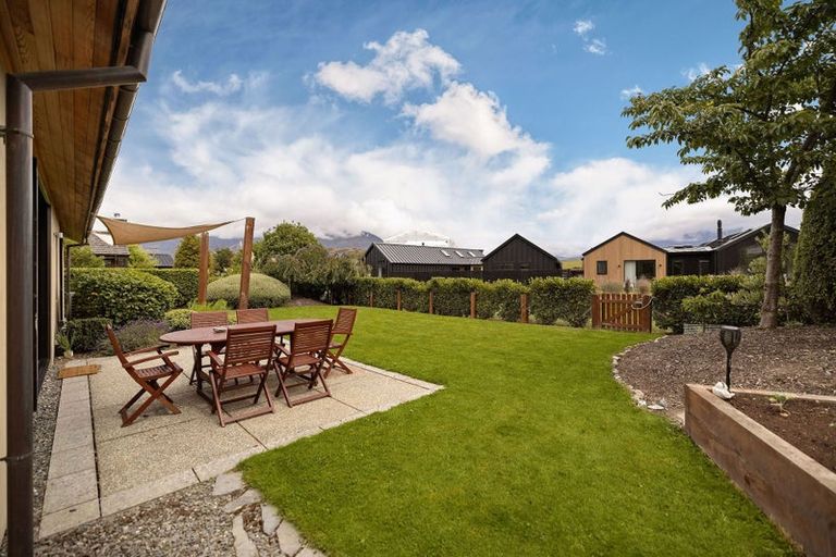 Photo of property in 5 Glengarry Court, Jacks Point, Queenstown, 9371