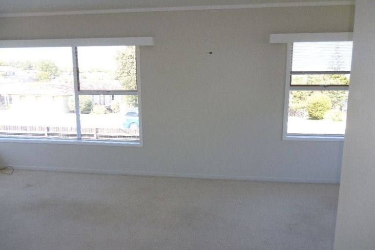 Photo of property in 1/11 Manuka Road, Bayview, Auckland, 0629