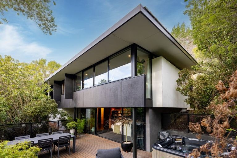 Photo of property in 41 Holliss Avenue, Cashmere, Christchurch, 8022