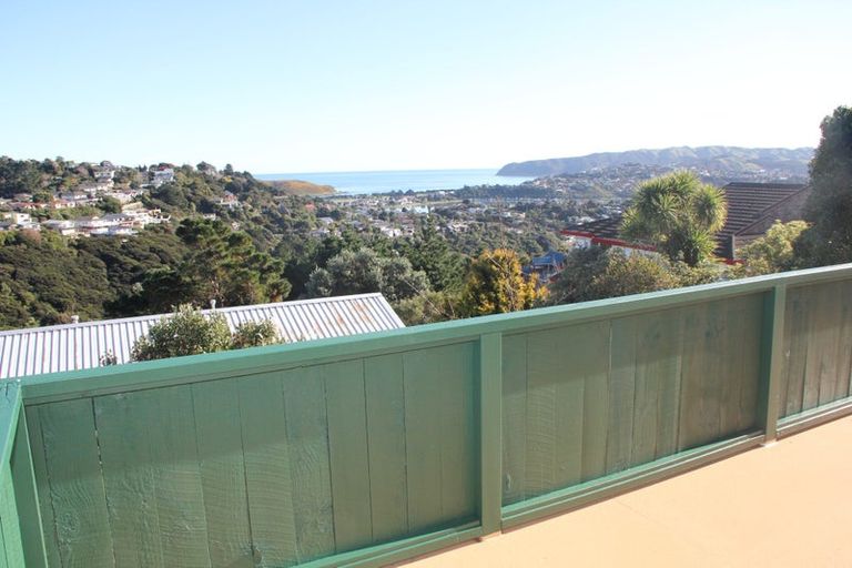 Photo of property in 48 Mercury Way, Whitby, Porirua, 5024