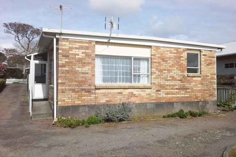 Photo of property in 95 Pendarves Street, New Plymouth, 4310