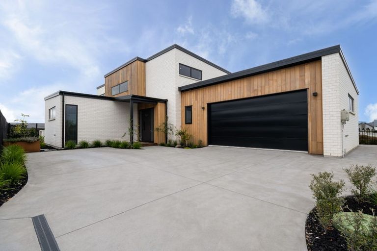 Photo of property in 24 Lambies Street, Marshland, Christchurch, 8083