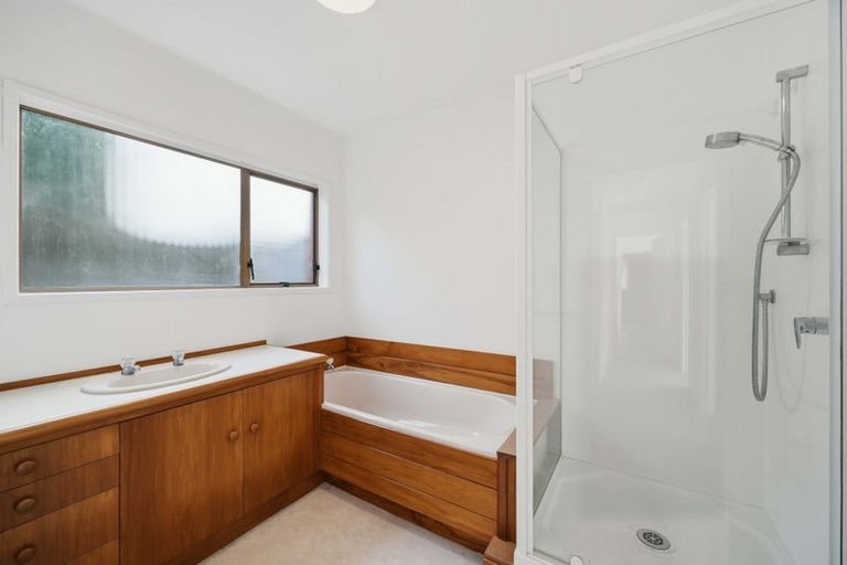 Photo of property in 2/13 Saltburn Road, Milford, Auckland, 0620