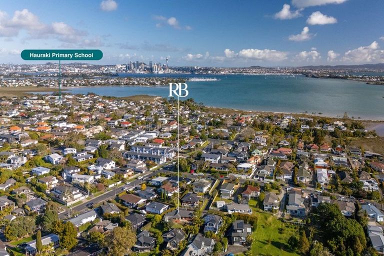 Photo of property in 3 Spencer Terrace, Hauraki, Auckland, 0622
