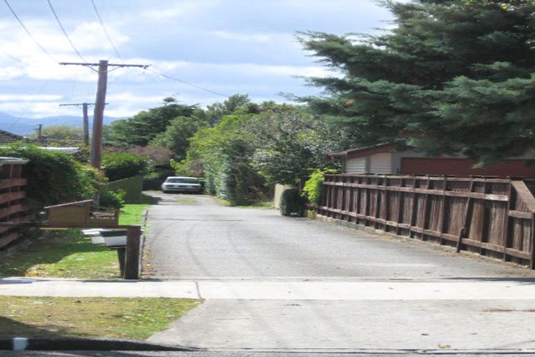 Photo of property in 2/4 Tararua Street, Trentham, Upper Hutt, 5018