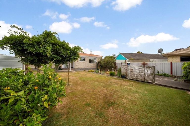 Photo of property in 52a Dixon Avenue, Hawera, 4610