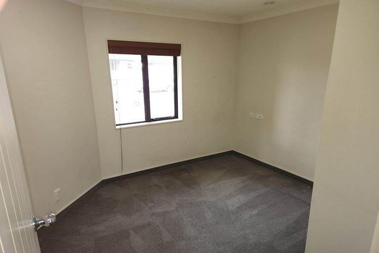 Photo of property in 170 Milne Drive, Paraparaumu, 5032