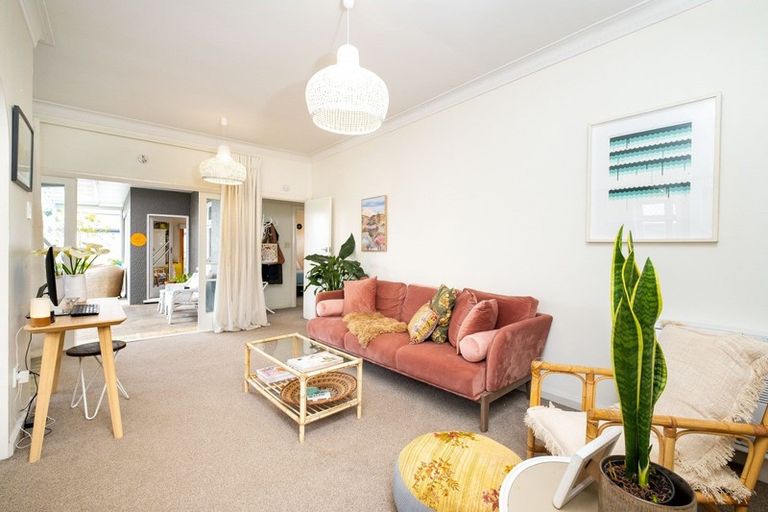 Photo of property in 23b Chambers Street, Havelock North, 4130