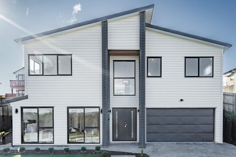 Photo of property in 8 Celestial Crescent, Orewa, 0931