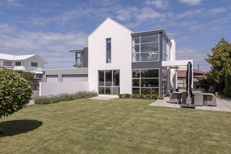 Photo of property in 39 Belgrave Drive, Rangiora, 7400