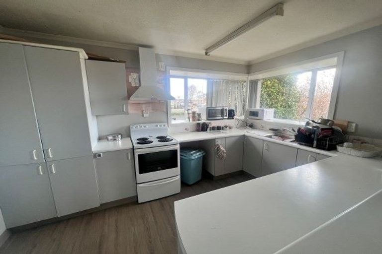 Photo of property in 340 Blenheim Road, Upper Riccarton, Christchurch, 8041