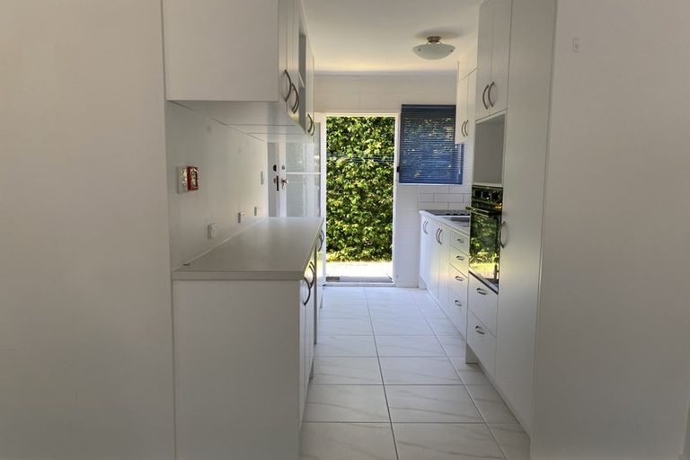 Photo of property in 3/767 Beach Road, Browns Bay, Auckland, 0630