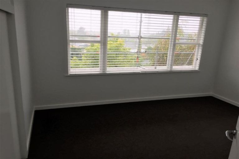 Photo of property in 74 Forest Lake Road, Forest Lake, Hamilton, 3200