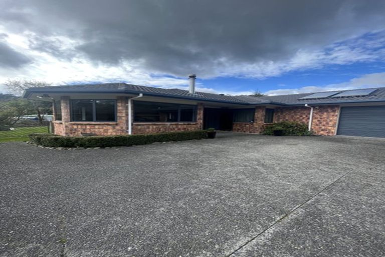 Photo of property in 4 Beechwood Way, Te Marua, Upper Hutt, 5018