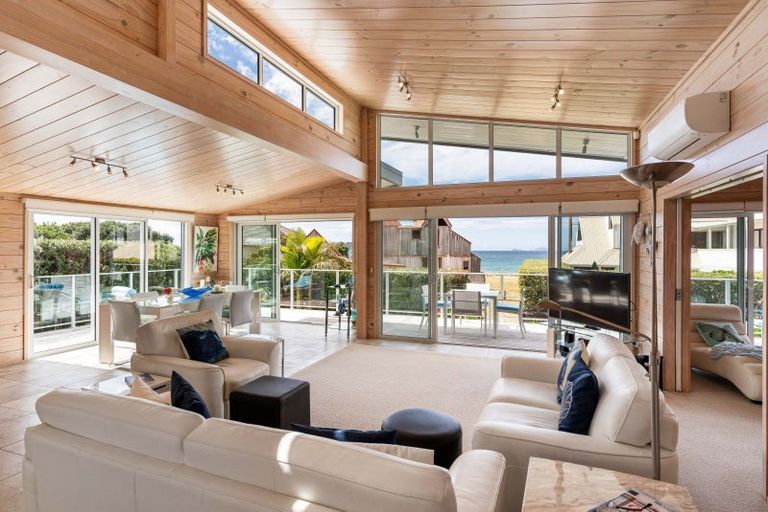 Photo of property in 28 Champion Place, Pauanui, Hikuai, 3579