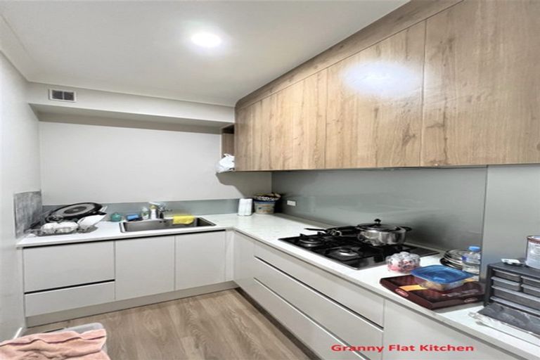 Photo of property in 17 Golden Avenue, Flat Bush, Auckland, 2019