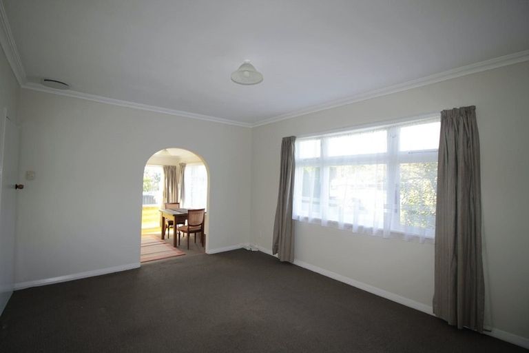 Photo of property in 85 Bartholomew Road, Levin, 5510